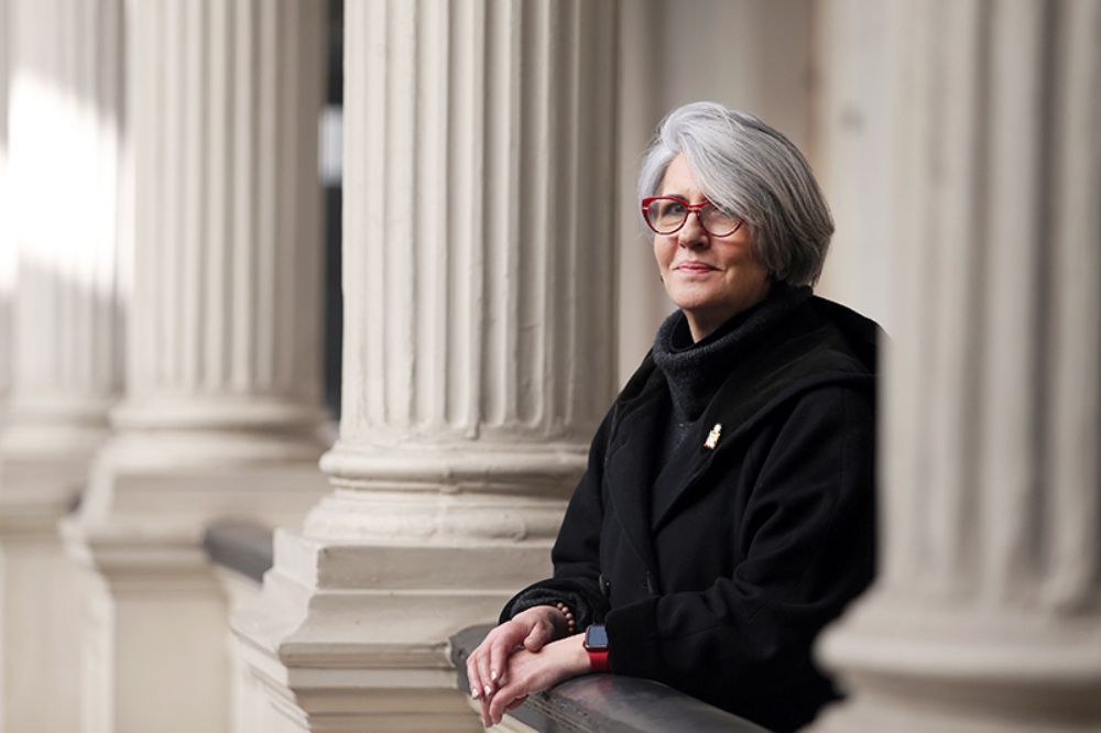 “Esta colaboración reafirma nuestro compromiso con el pensamiento crítico, la cultura y el acceso al conocimiento como derechos fundamentales,” concluyó la Vicerrectora Pilar Barba.